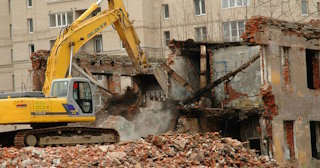 Демонтаж фасада в Евпатории: цены за м2 от 366 рублей | Сварной-Евп