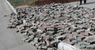 Демонтаж тротуарной плитки Евпатория, цена от 2977 руб.