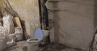 Демонтаж сантехкабины в панельном доме - цена от 1045 рублей | Сварной-Евп
